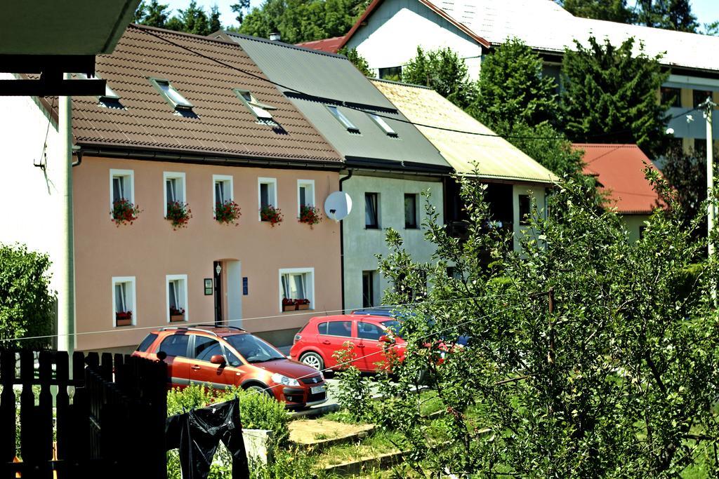 Apartment House Lalita Fužine Buitenkant foto