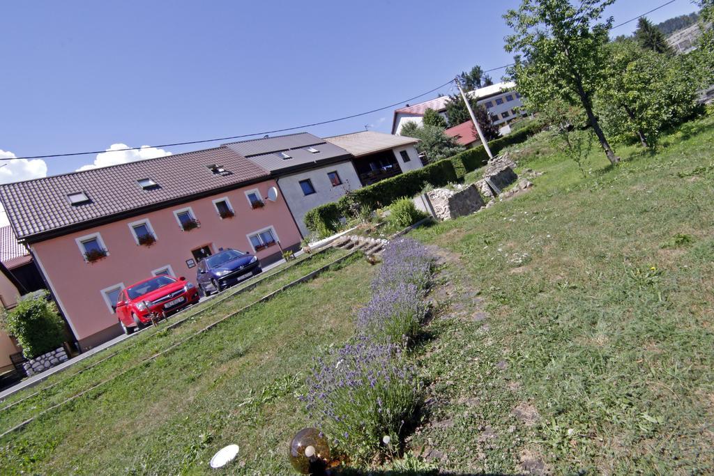 Apartment House Lalita Fužine Buitenkant foto